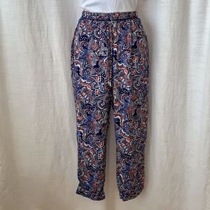 EUC-Kensie Cropped Paisley Pants!!